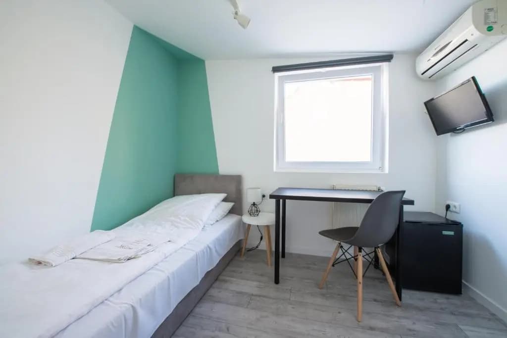Chesscom Guesthouse - photo 3