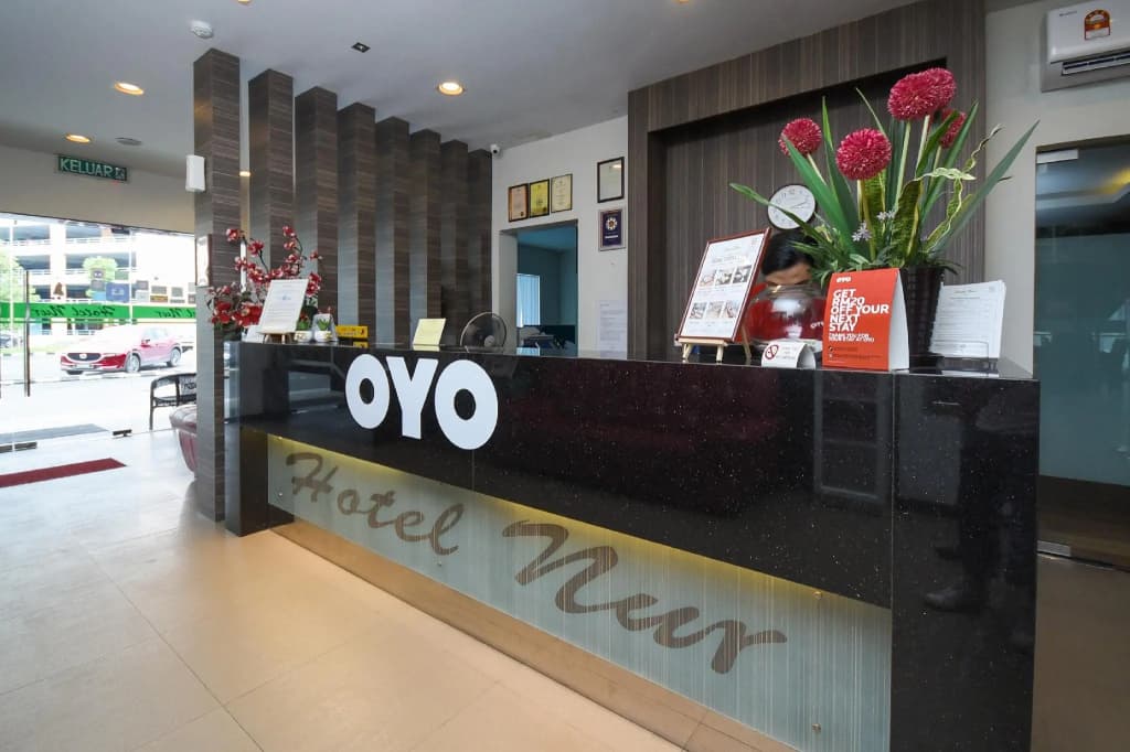 OYO 985 Hotel Nur - photo 2
