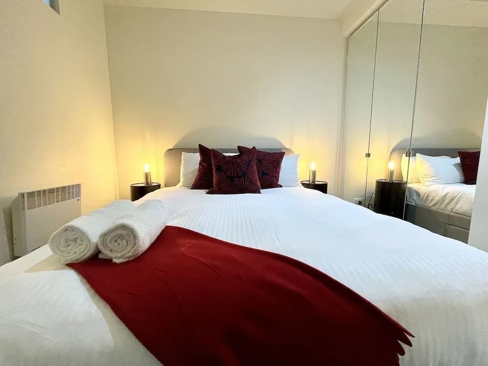Readyset Apartments at Kett - photo 2