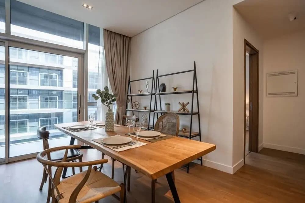 Luxurious, Vast & Airy Apartment in City Walk - photo 6