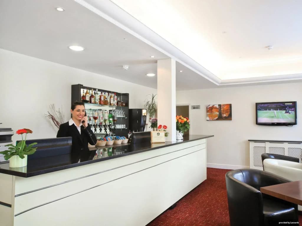 Best Western London Highbury - photo 2