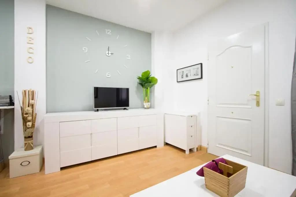 Apartamentos Goyescas Deco - photo 2