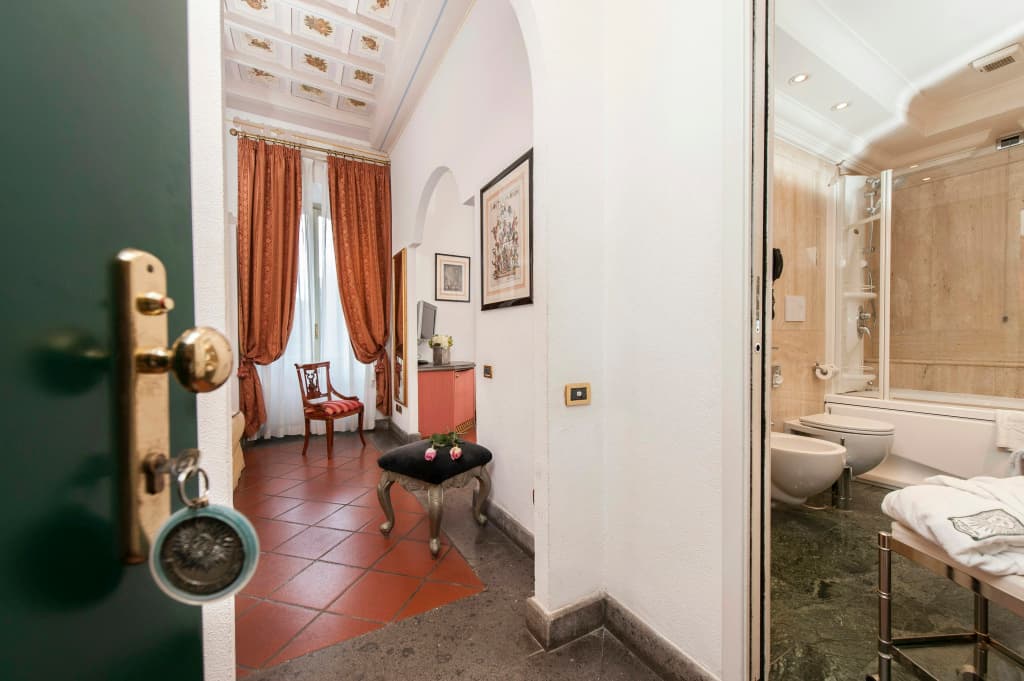 Antico Albergo del Sole al Pantheon - photo 30