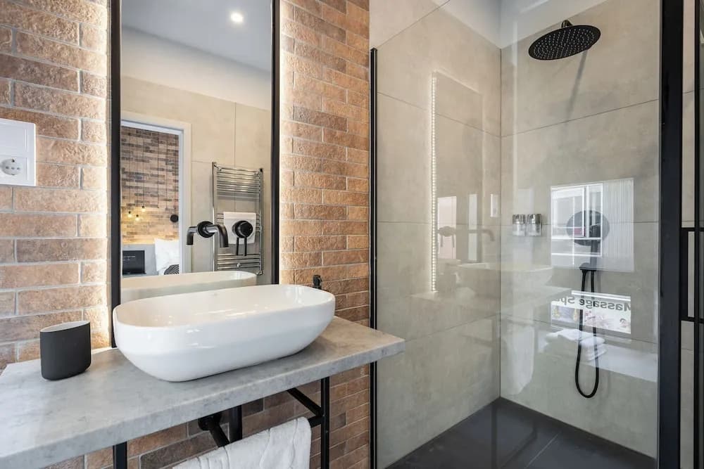 Vaci Boutique Loft Suites - photo 8