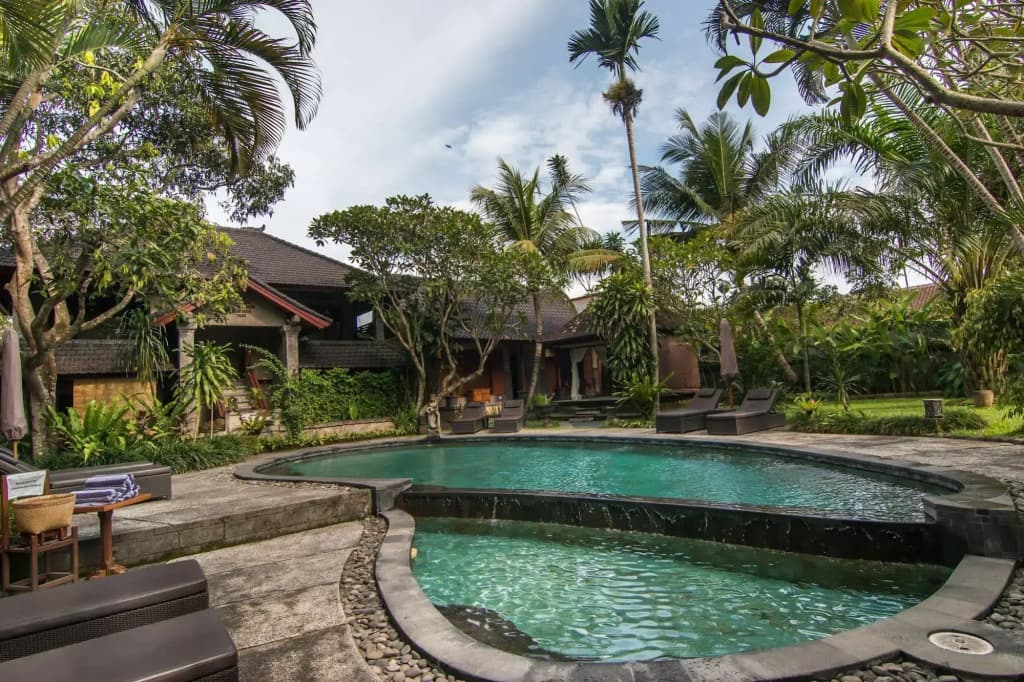 De Munut Balinese Resort & Spa - photo 13