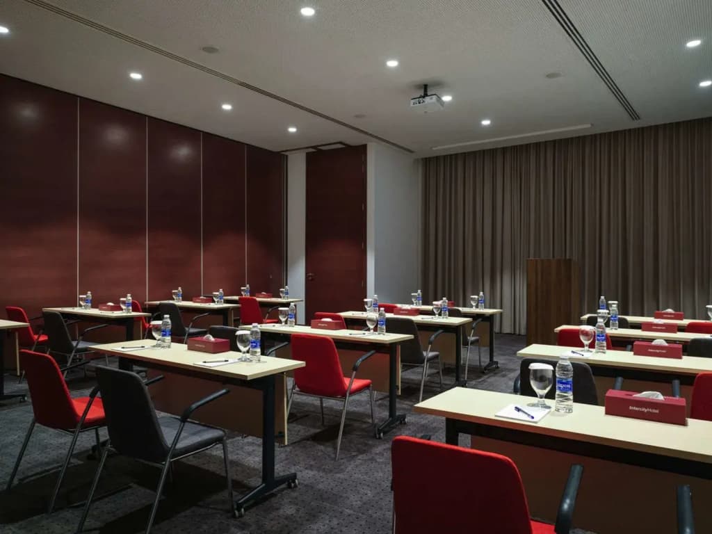 Hotel IntercityHotel Muscat - photo 22