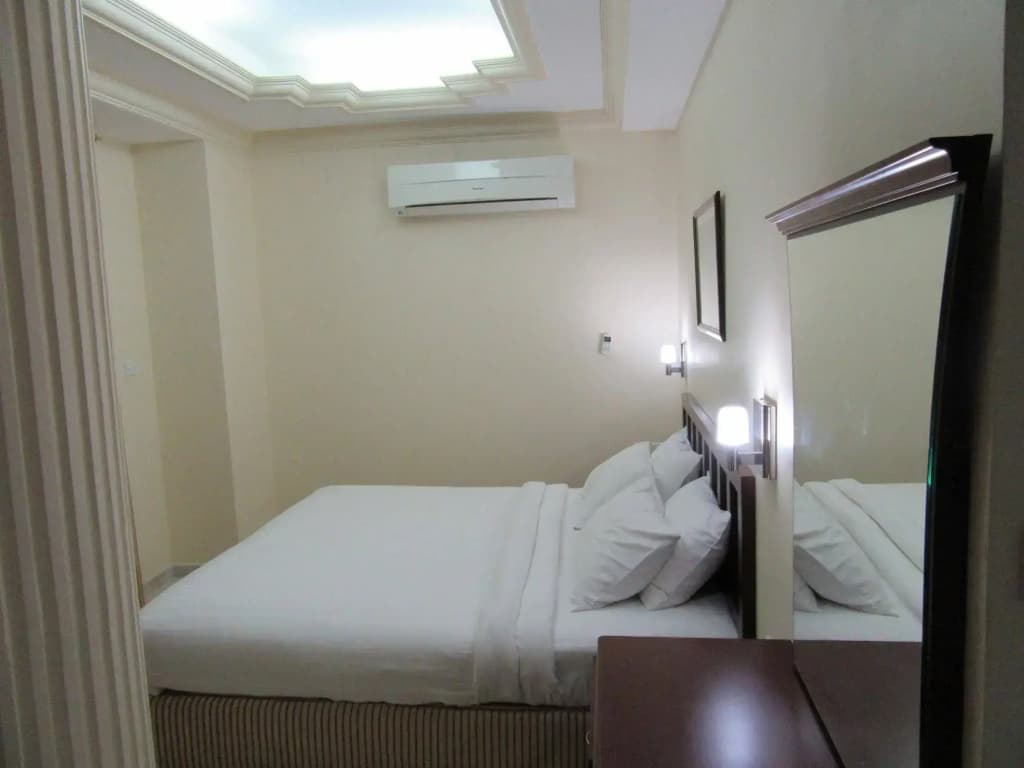 Alferdous Hotel Apartments - photo 4