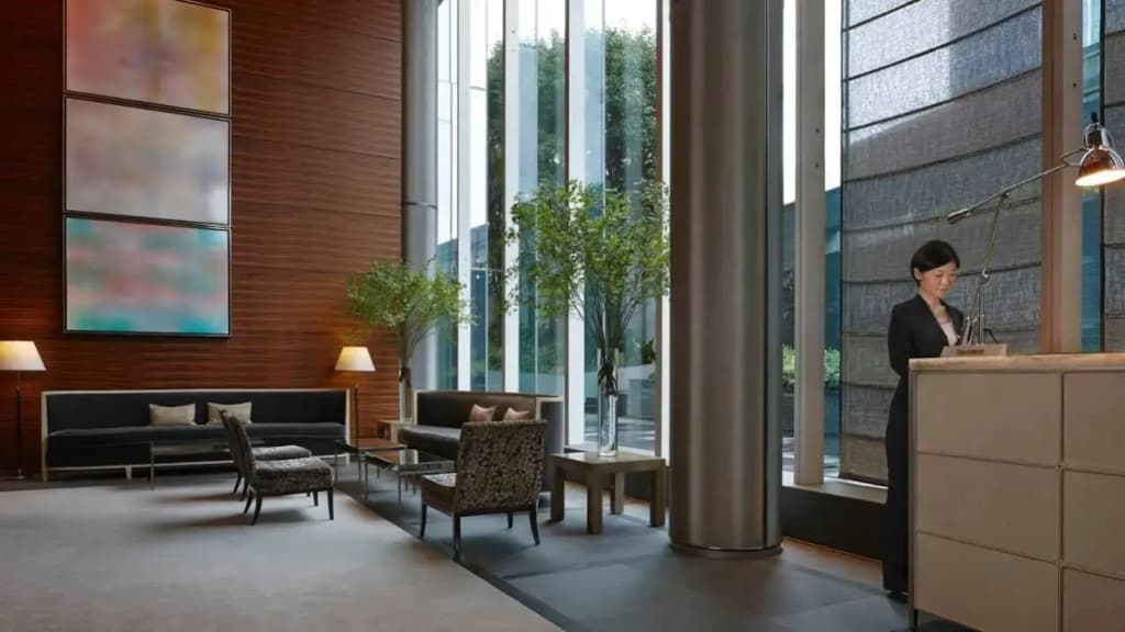 Four Seasons Hotel Tokyo at Marunouchi - photo 32