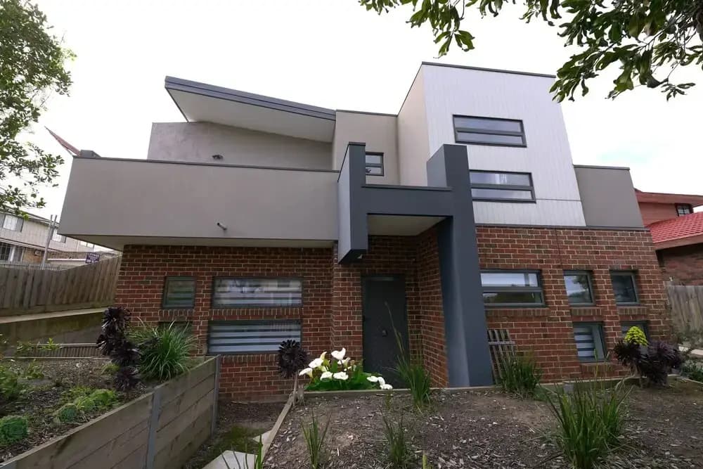 A Cozy 3BRM House at Doncaster - photo 1