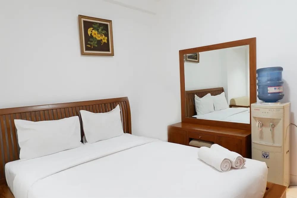 Pool View Studio Apartment Tamansari Sudirman - photo 14