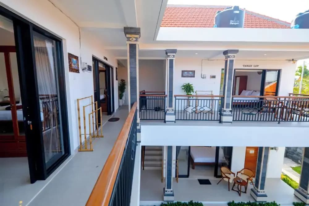 Crystal Flow Guest House & Apartment Canggu - photo 15