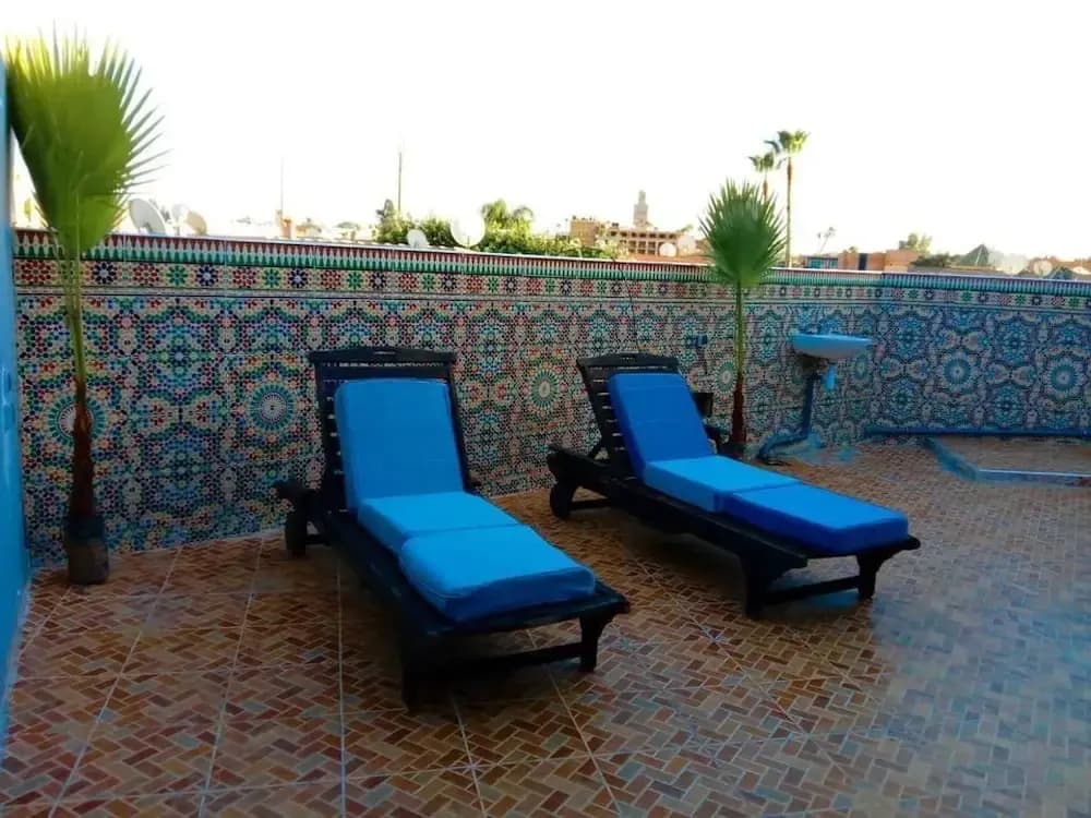 Rooftop hostel - photo 10