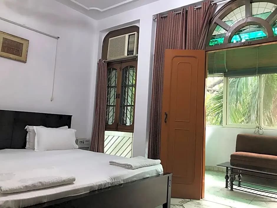 Tatvamasi Homestay - photo 2