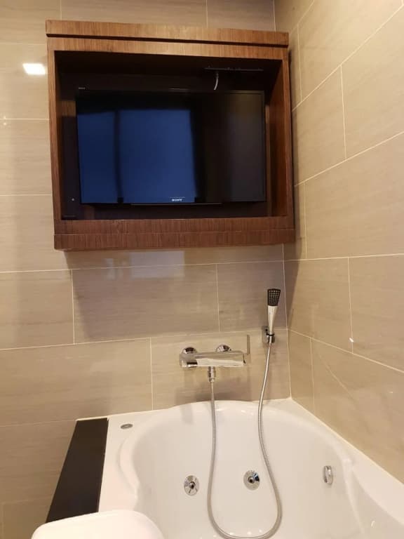 Syama Suite Sukhumvit 20 - photo 35