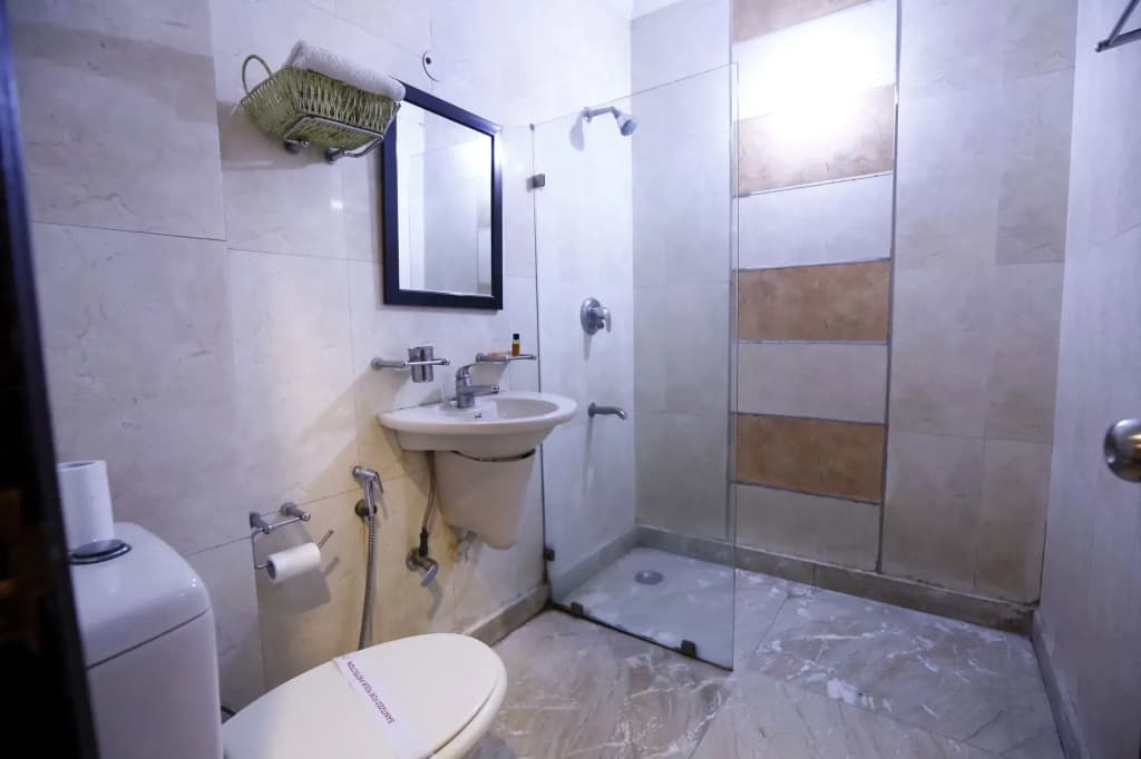 Hotel Paradise Inn - photo 8