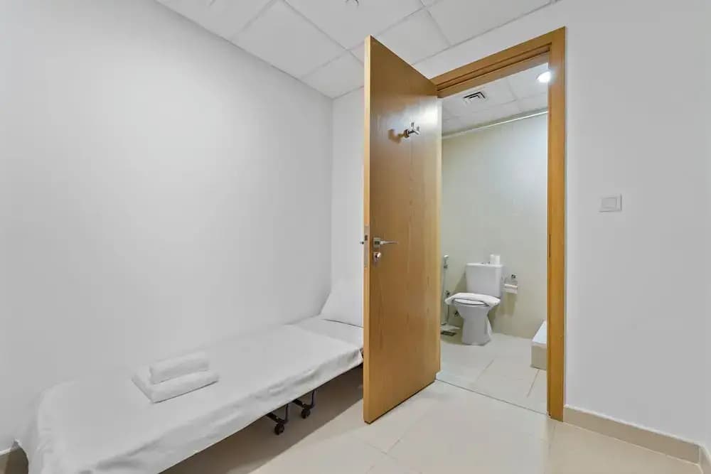 2BR 202 Bellevue Tower 1 - photo 7