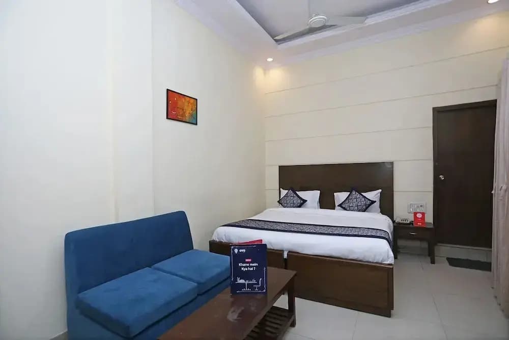 Capital O 10750 Hotel Vivek - photo 4