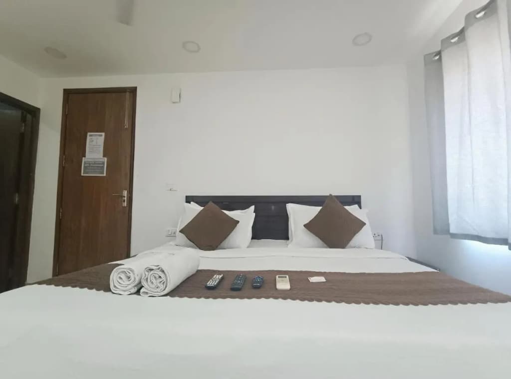 Mauryan Elite Hotel @ Devli Khanpur - photo 22