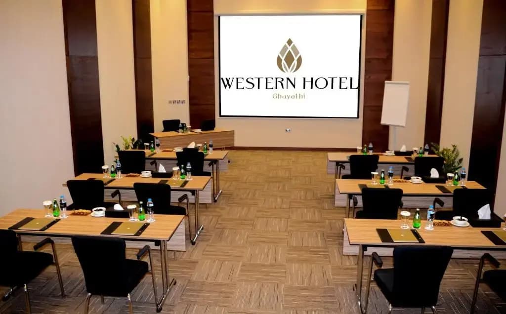 Western Hotel - Ghayathi - photo 10