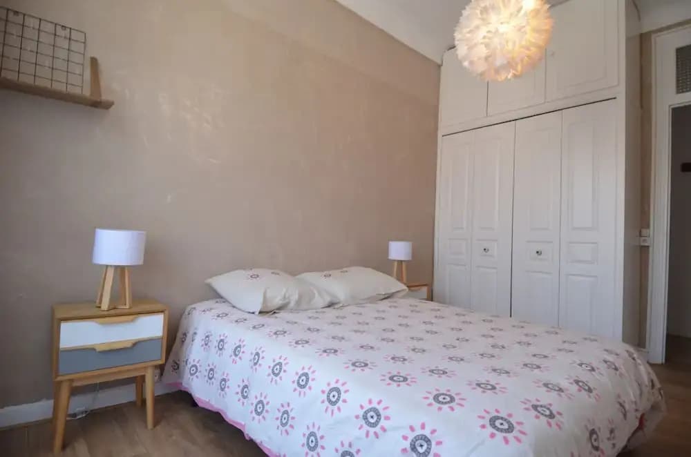 Cosy apartment 4 persons near Train Station Nice Riquier - photo 2