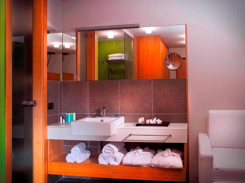 Hotel Zone - photo 8