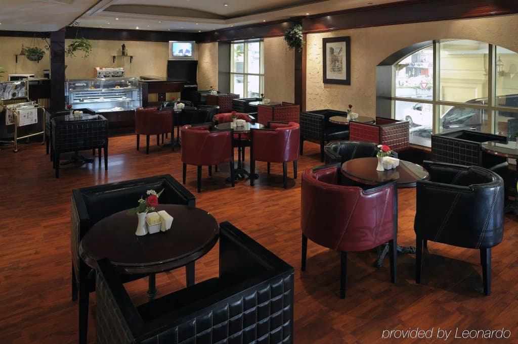 Carlton Tower Hotel - photo 11