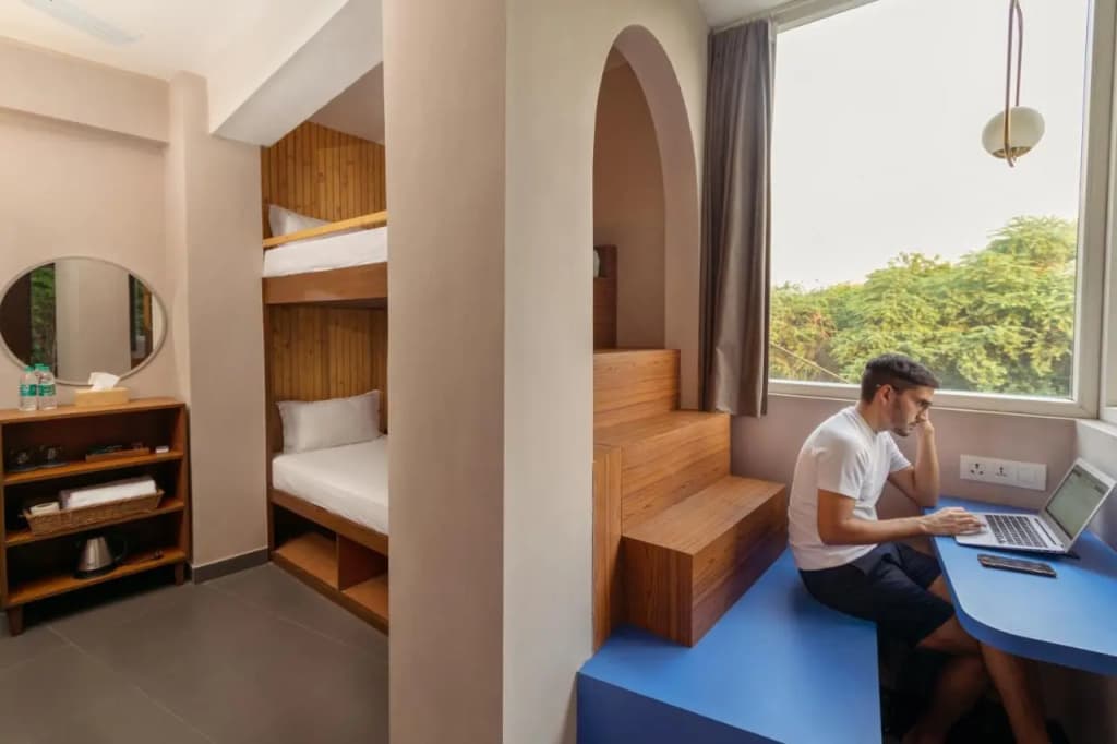 Minimalist Poshtel & Suites - photo 20