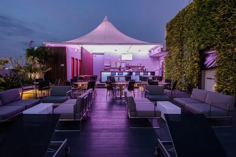 Tower Inn Bangkok - photo 7