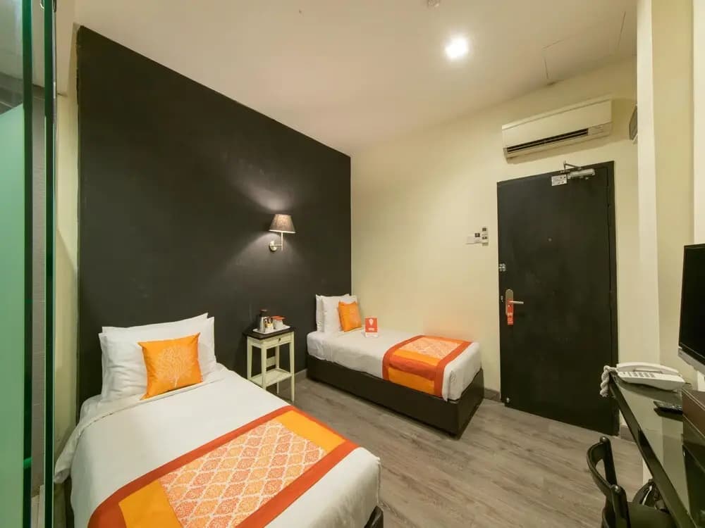 OYO 136 Ceria Hotel - photo 5