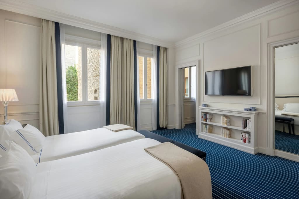 Hotel Lungarno - photo 4