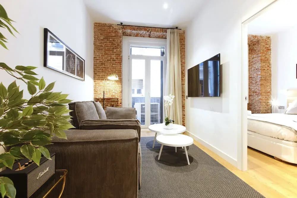 Madrid Centric VIII by Madflats Collection - photo 3