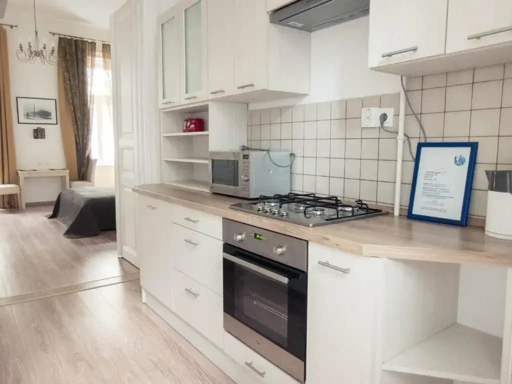 Goldcentral Apartment - photo 9