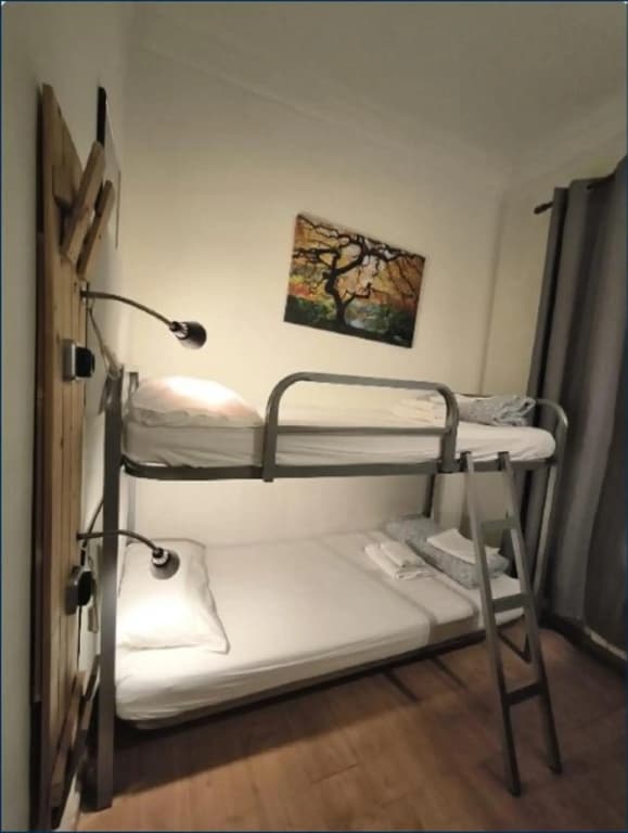 Wow Hostel Barcelona - photo 16