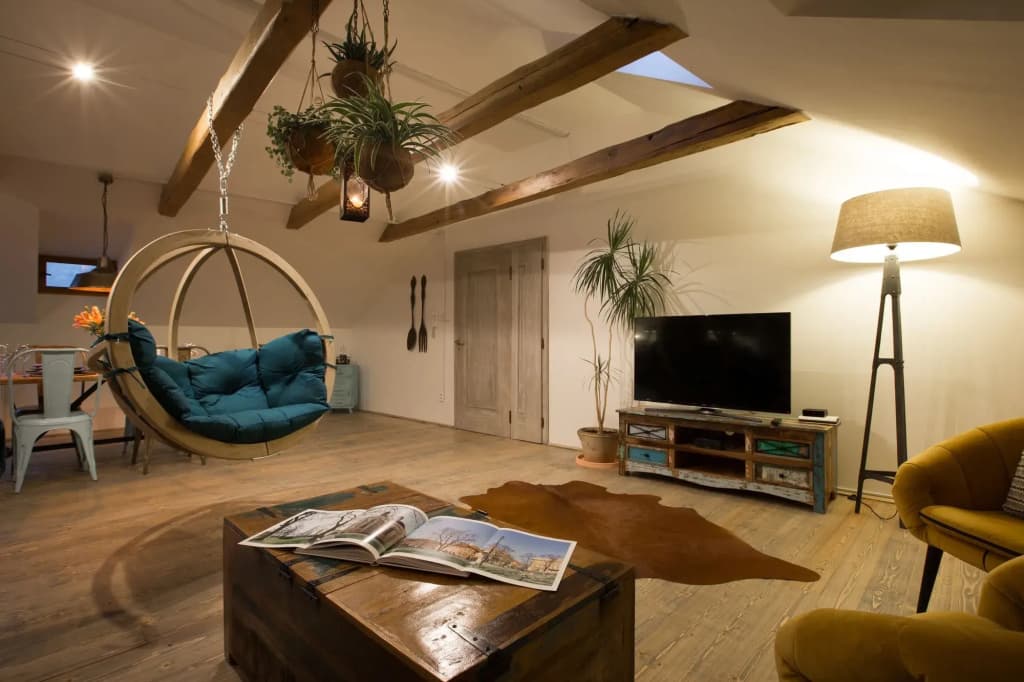 Old Town Boho Chic Attic - photo 2