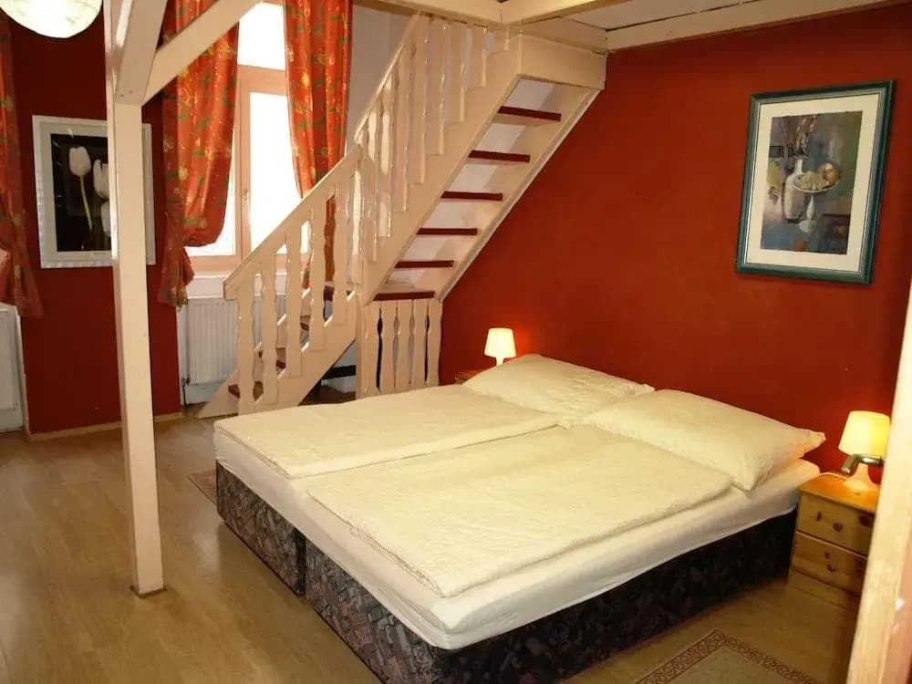 Liechtenstein Apartments II - photo 3