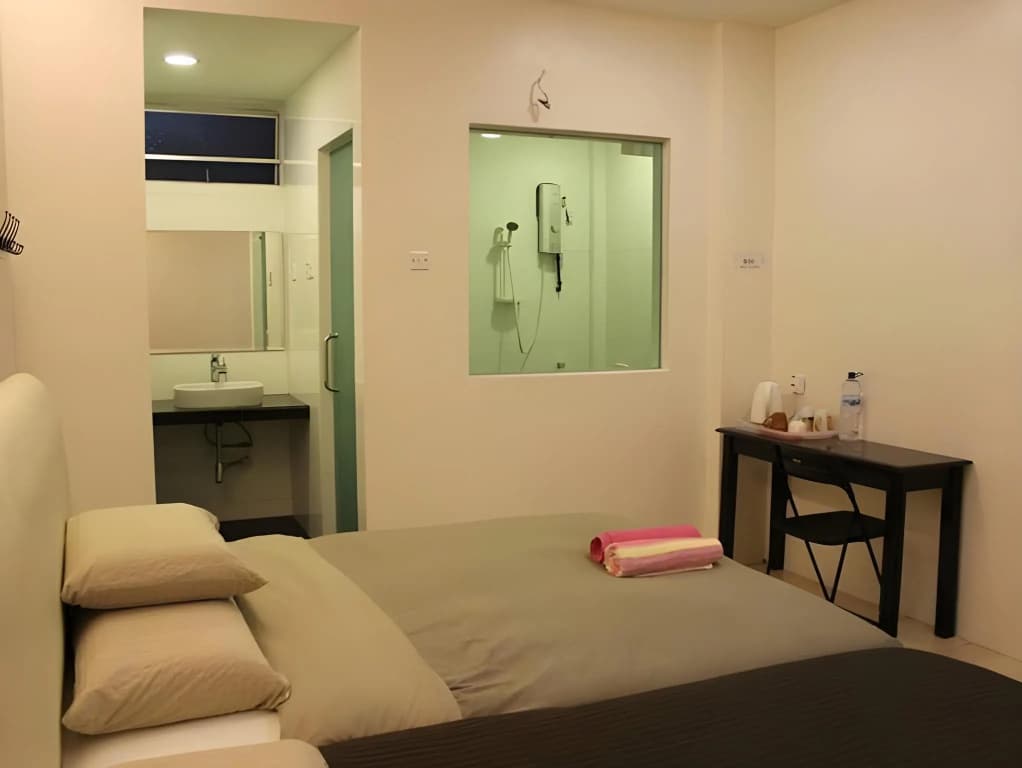 David's Hotel Apartment @ Greenhill Resort - photo 11