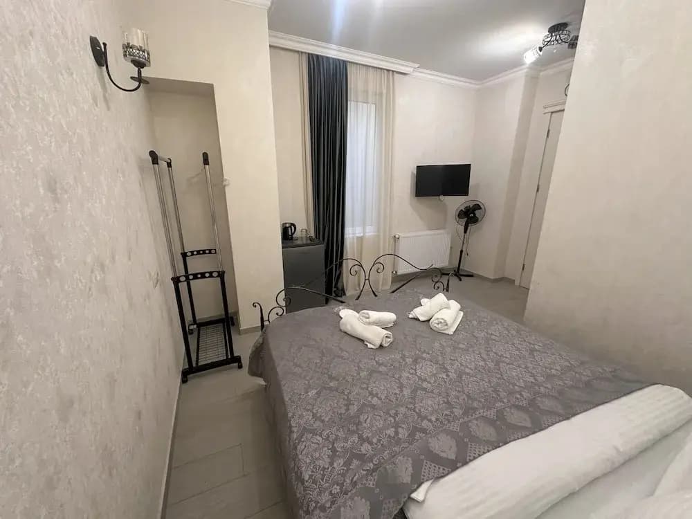 Silver 44 Hotel - photo 5