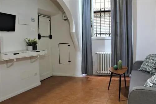Crystal Ship Apartments - photo 4