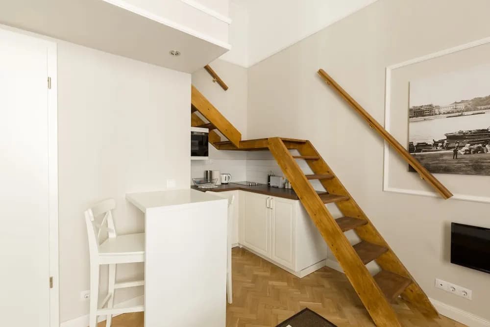 Lisianthus Apartments - photo 13