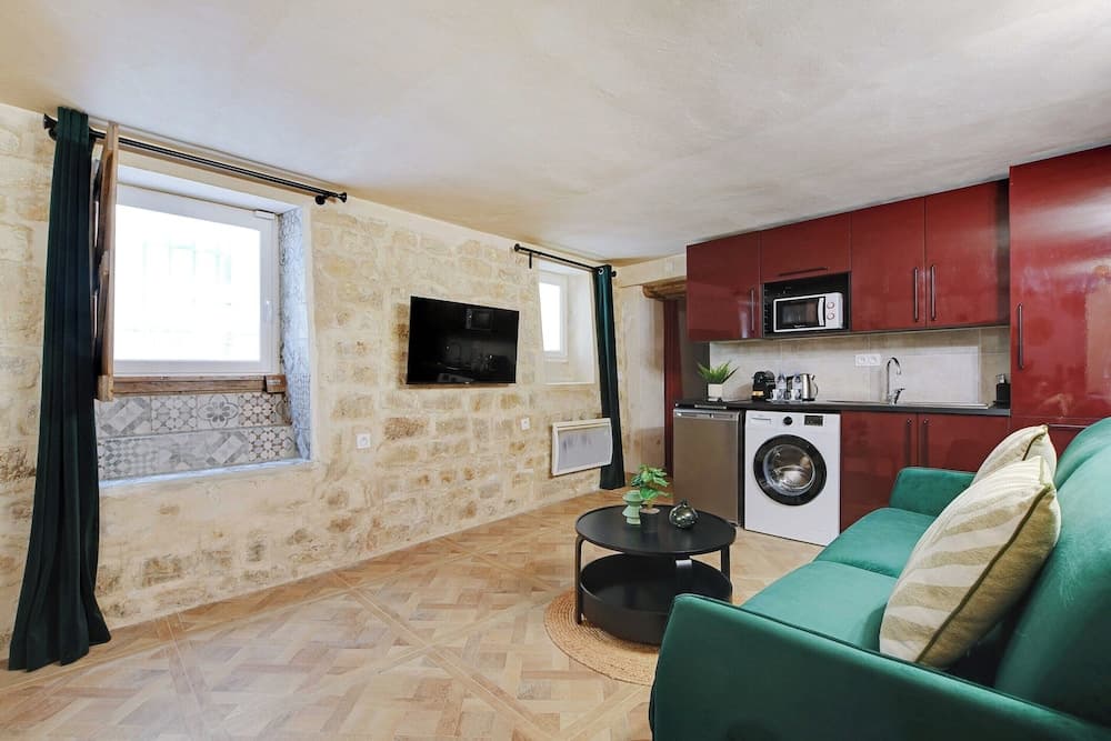 Charming Appt- 4p/1br- in the Heart of the Marais - photo 18