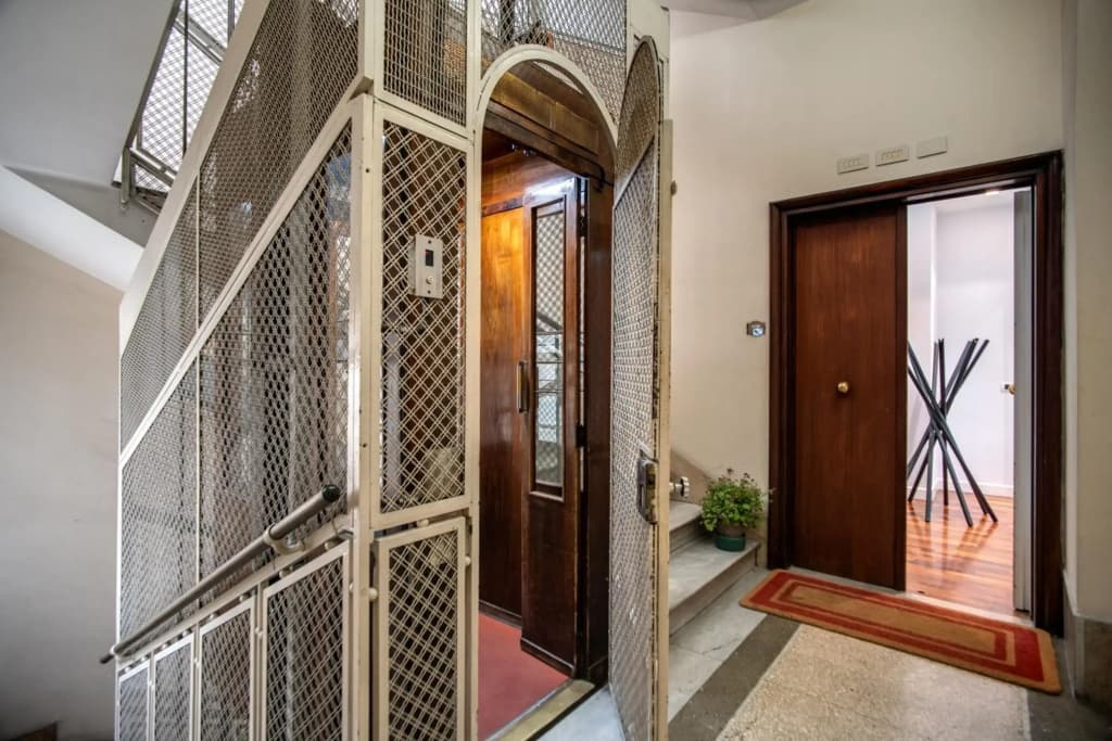 Riverside Apartment - photo 1