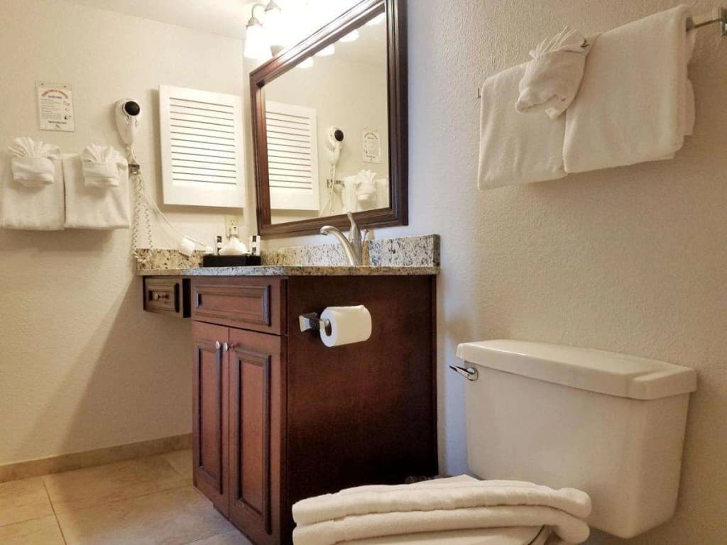 Parc Corniche Condominium Suite Hotel - photo 40
