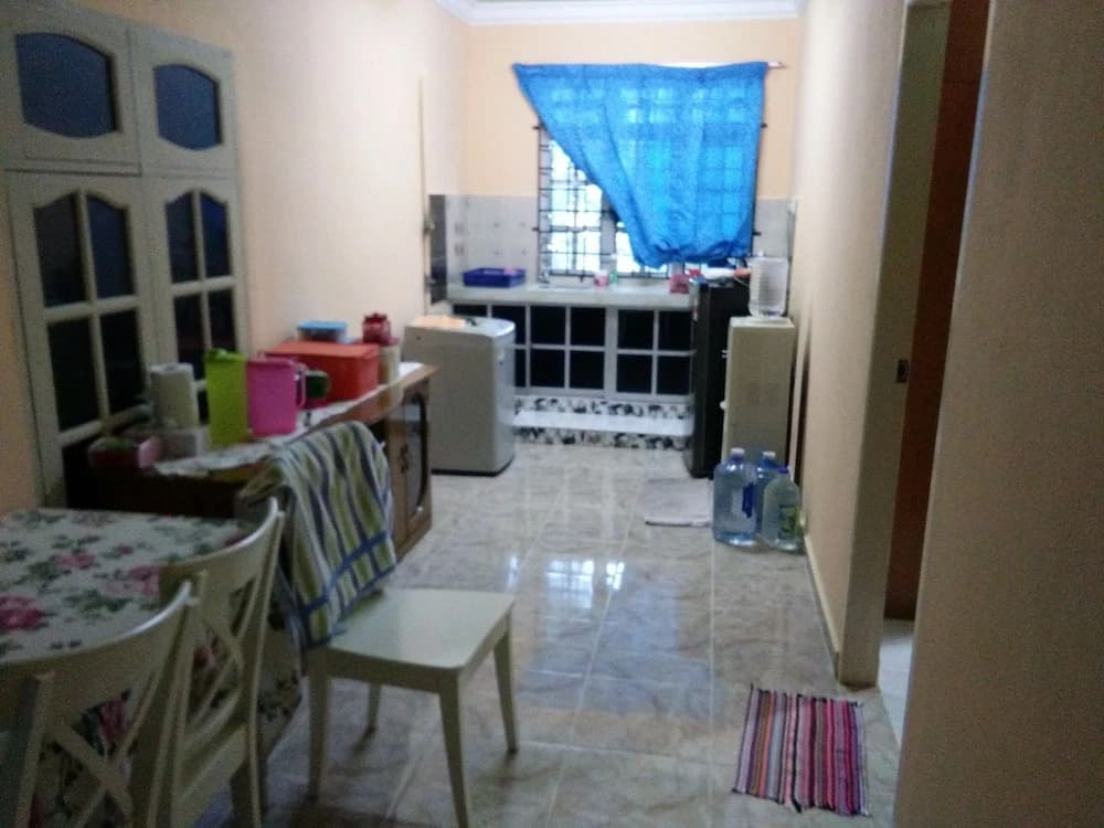 Al Islah Homestay - photo 8