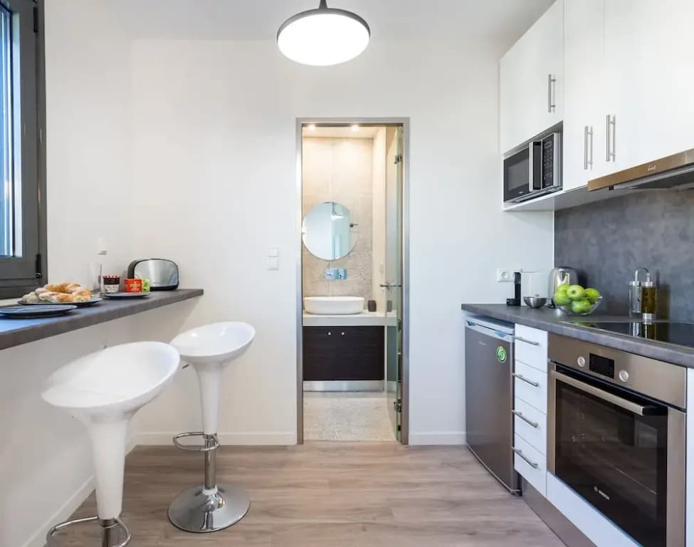Syntagma modern new flat - large balcony - photo 12