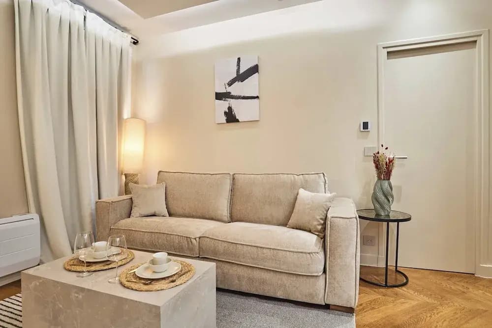 Superb Air-conditioned Flat on the Champs Elysees - photo 10