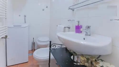 Old Rome Apartment - photo 9