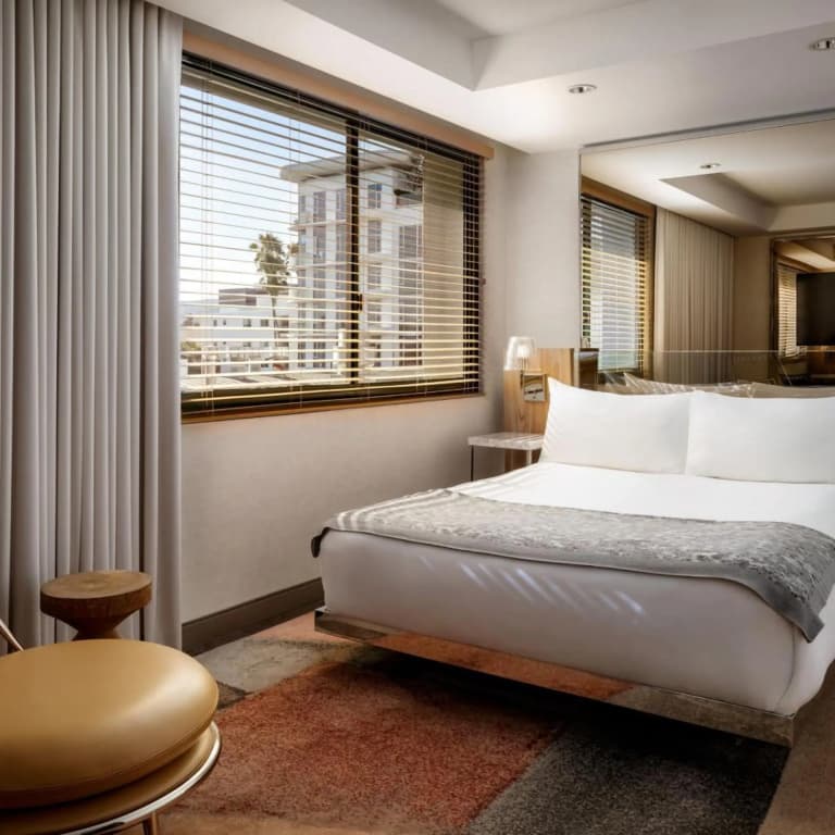 SLS Hotel, a Luxury Collection Hotel, Beverly Hills - photo 42