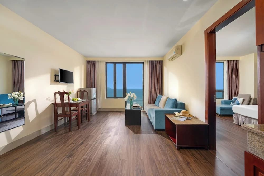 Sea Front Apartment & Spa Da Nang - photo 25