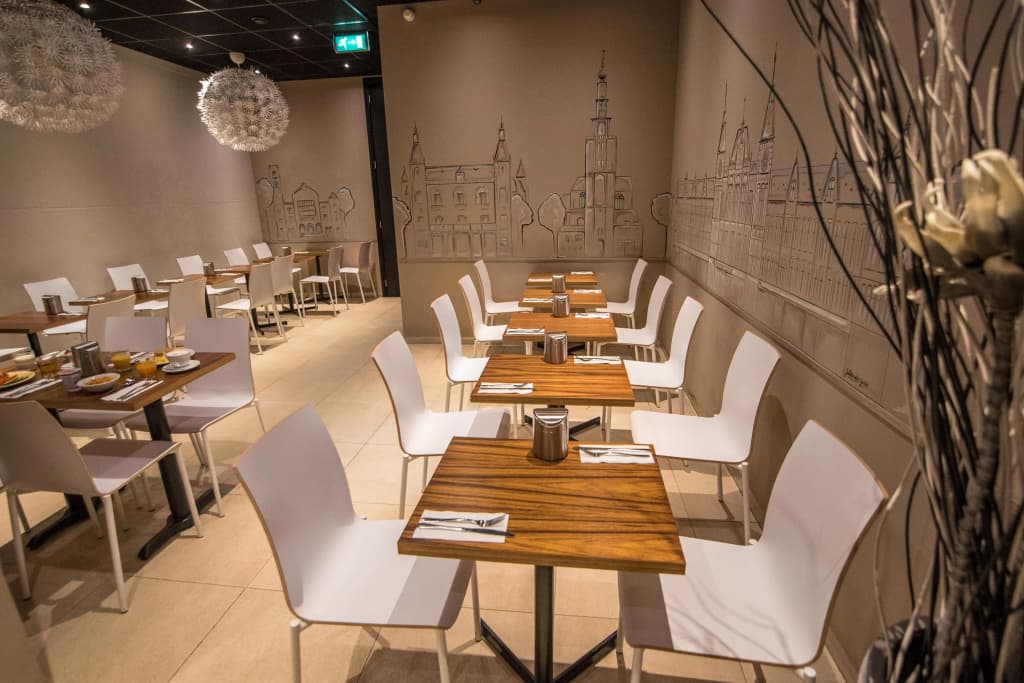 Hotel Cornelisz - photo 16