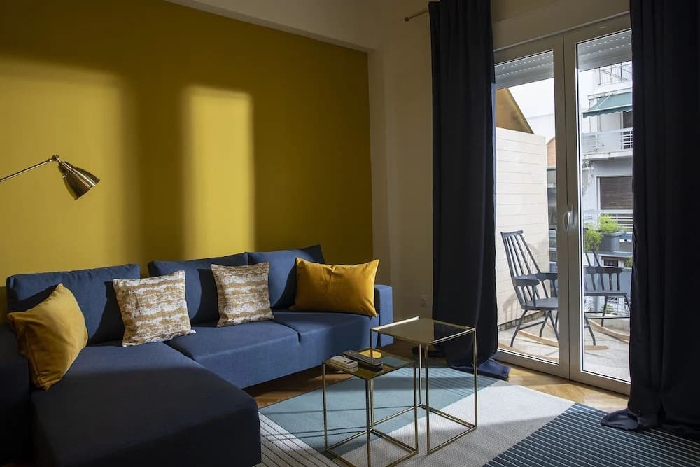Stylish and Fancy Central Apartment - photo 3